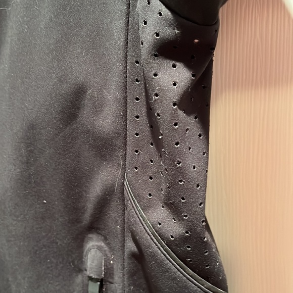 ❤️SOLD❤️Lululemon Cadence Black Jacket - Picture 5 of 9